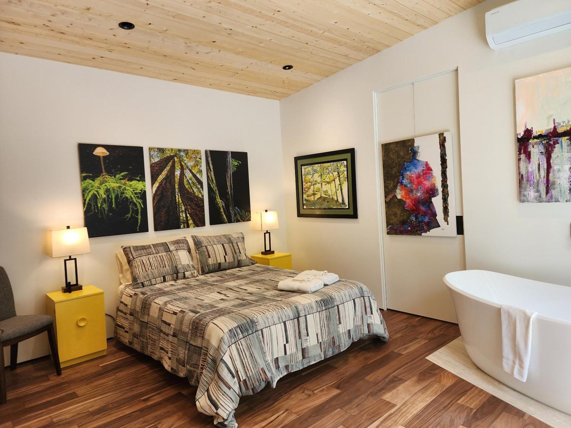 Hotel The Shed At Moon Dance Madeira Park Exteriér fotografie